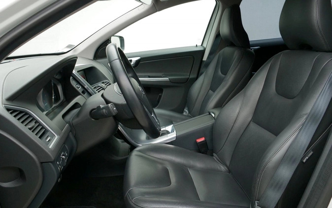 Volvo XC 60 cena 97900 przebieg: 145700, rok produkcji 2016 z Mielec małe 596